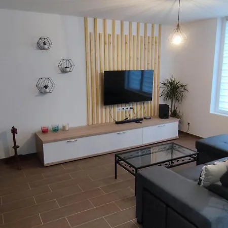 Charmante Maison De Plain-pied Rochefort (Charente-Maritime)