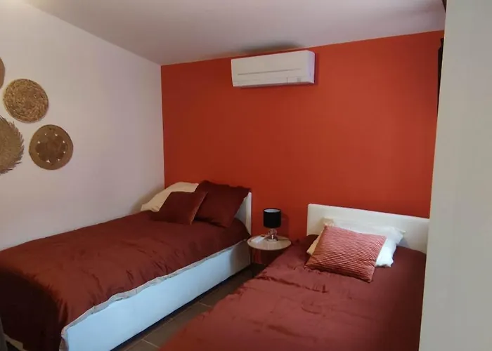 Charmante Maison De Plain-pied *