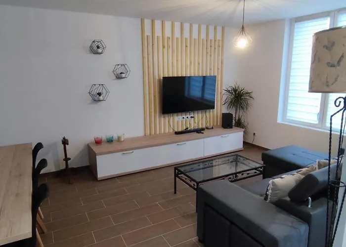 Charmante Maison De Plain-pied Rochefort (Charente-Maritime)